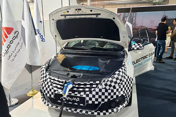 جک J4 برقی