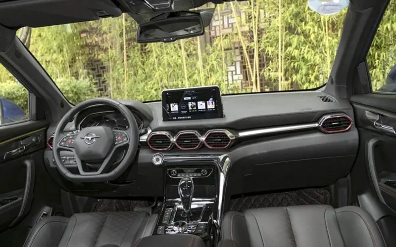 نمای داخلی هایما S8