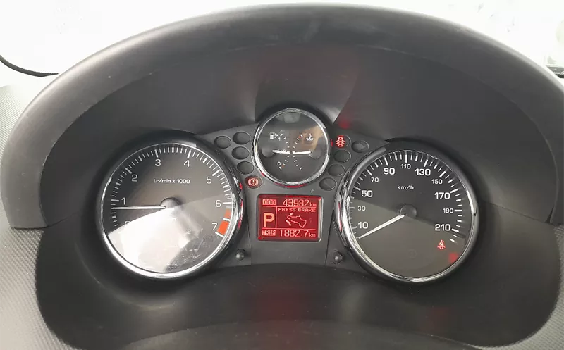 پشت آمپر ۲۰۷ اتوماتیک 