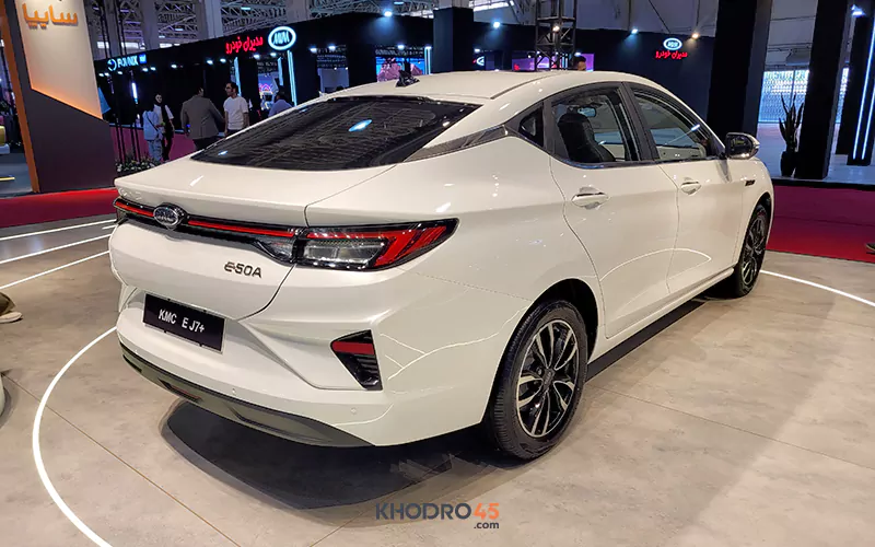 طراحی ظاهری کی ام سی EJ7 پلاس