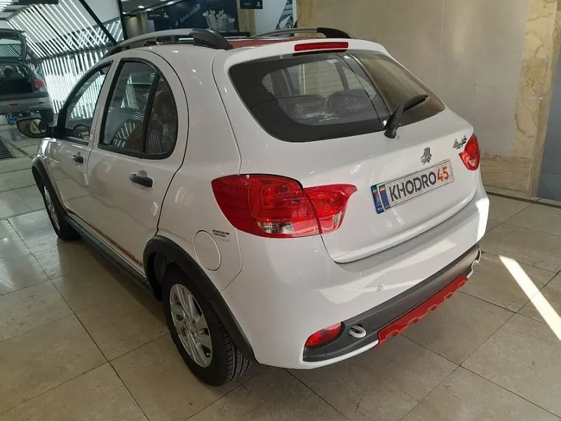 نمای عقب کوییک GXR