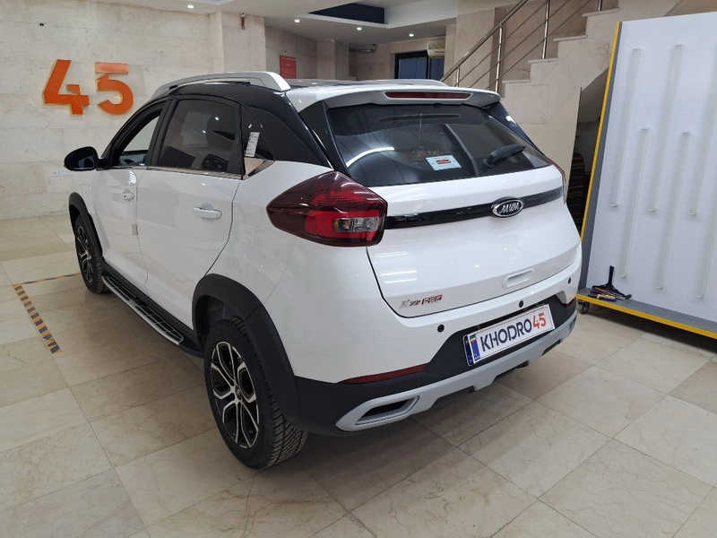 ام وی ام X22 پرو نمای عقب