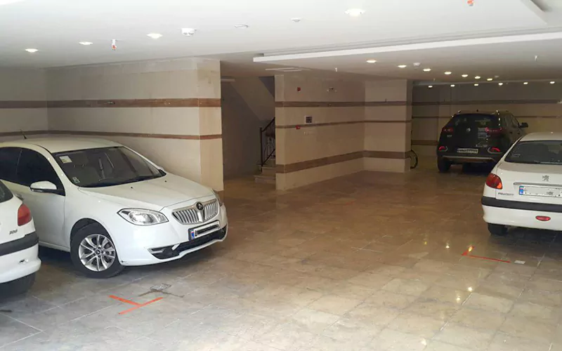 توقیف خودرو در پارکینگ شخصی