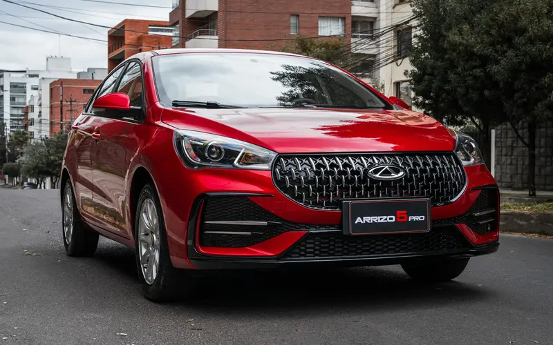 معرفی ام وی ام M5 پرو 