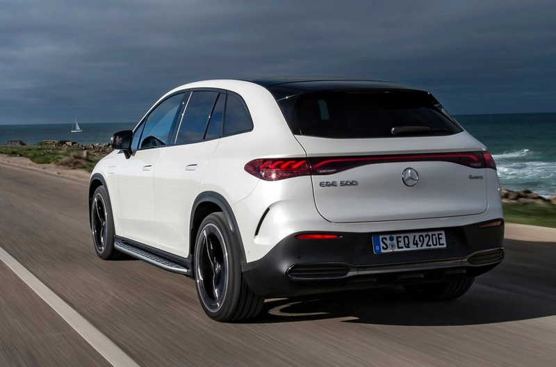 طراحی ظاهری مرسدس بنز EQE 500 SUV مدل ۲۰۲۵