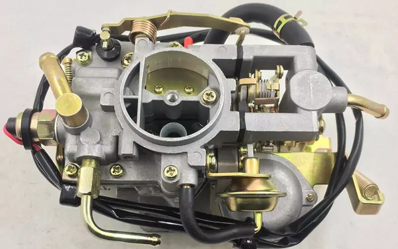 کاربراتور دارای مدار گردش آب کاربراتور دارای مدار گردش آب