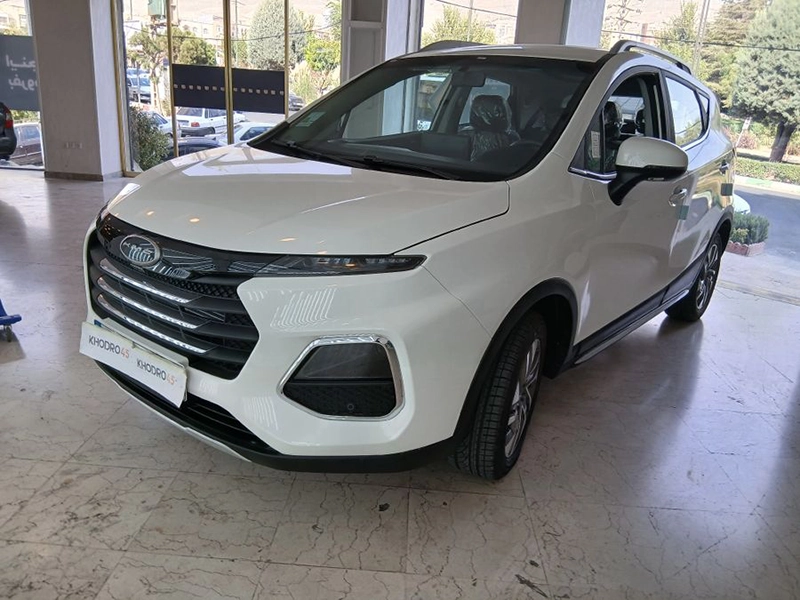 طراحی ظاهری کی ام سی SR3