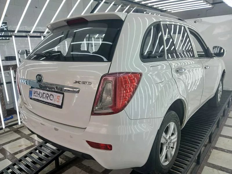 طراحی عقب لیفان X60 طراحی عقب لیفان X60