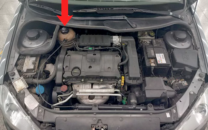 مخزن آب رادیاتور پژو ۲۰۶ تیپ ۶