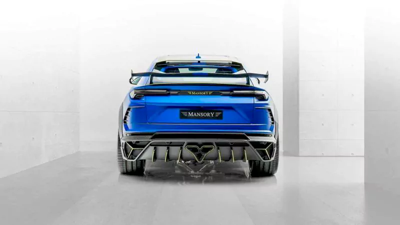 نمای عقب لامبورگینی اوروس منصوری