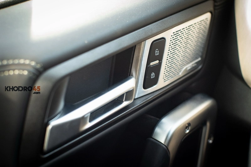 دستگیر در BAW 212 دستگیر در BAW 212