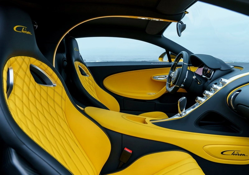 طراحی C شکل کابین بوگاتی شیرون