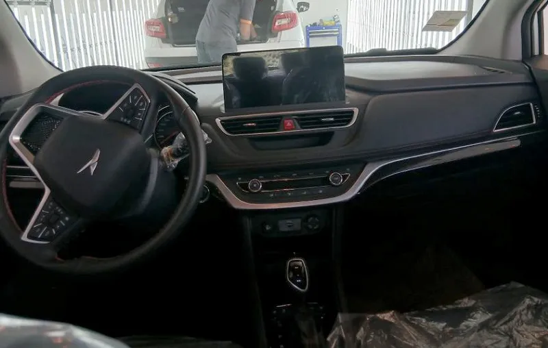 داشبرد کی ام سی SR3