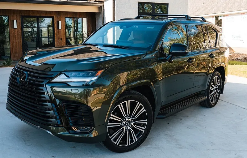 تصویر لکسوس LX600 مدل ۲۰۲۵