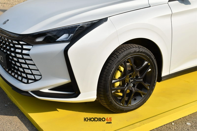 چرخ و چراغ لاماری اکو