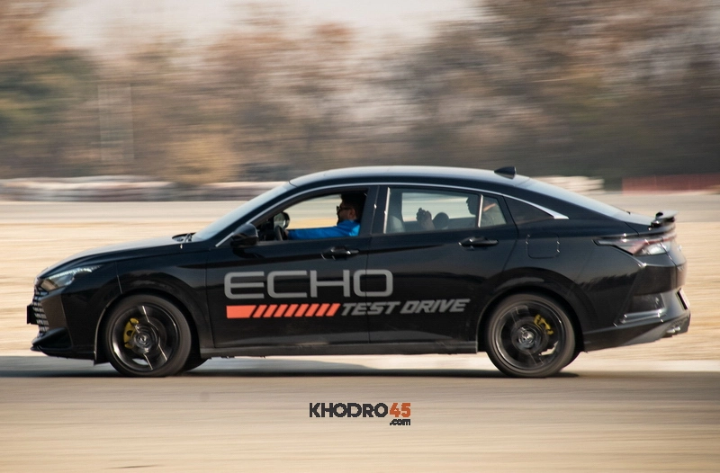 نمای جانبی لاماری اکو