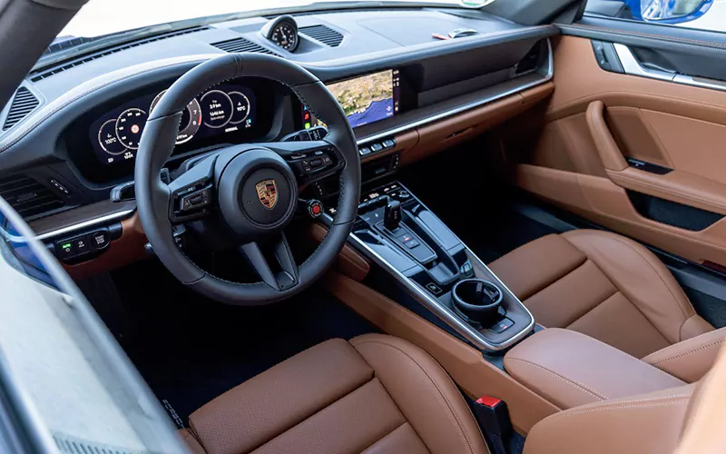 کابین پورشه ۹۱۱ کاررا ۲۰۲۶ کابین پورشه ۹۱۱ کاررا ۲۰۲۶