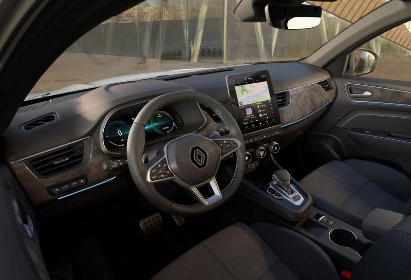 طراحی داخلی رنو آرکانا سروش موتور طراحی داخلی رنو آرکانا سروش موتور