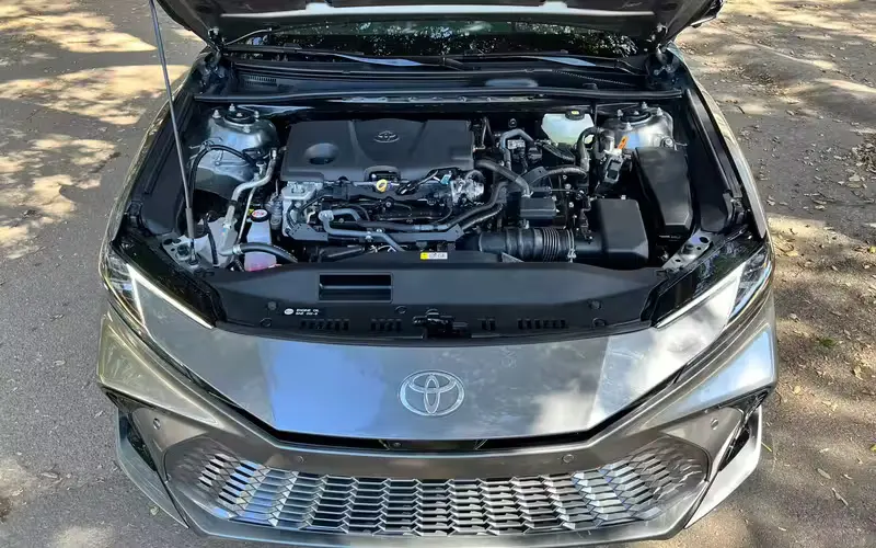 مشخصات فنی کمری هیبرید 2025 مشخصات فنی کمری هیبرید 2025