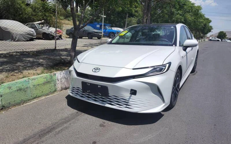 تویوتا کمری پرمیوم ادیشن تویوتا کمری پرمیوم ادیشن