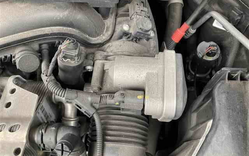 دریچه گاز برقی دریچه گاز برقی