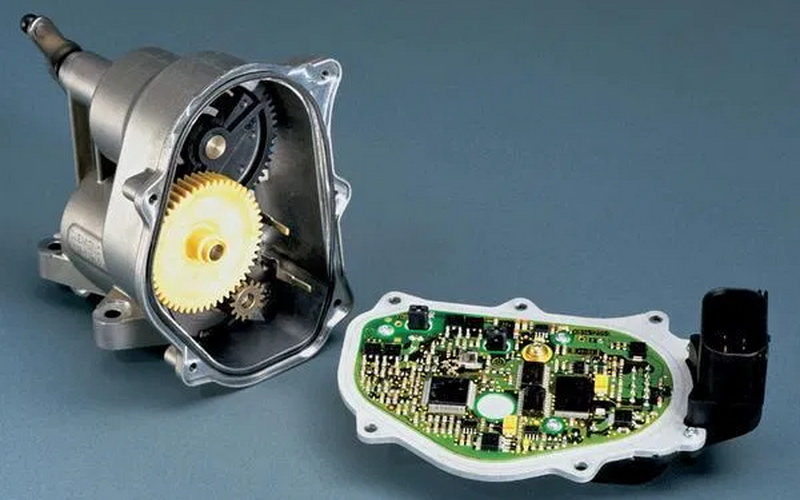 دریچه گاز برقی و قطعات برقی آن دریچه گاز برقی و قطعات برقی آن