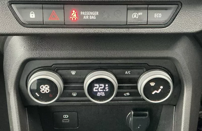 آپشن های رنو ساندرو ۲۰۲۵