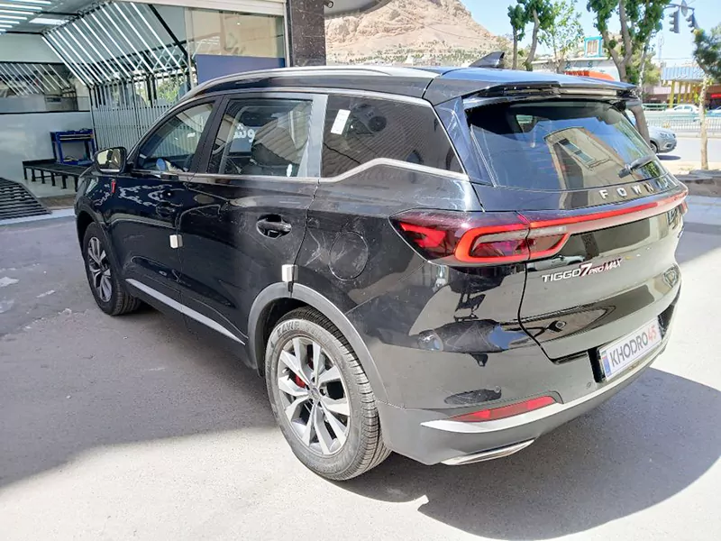 نمای عقب تیگو ۷ پرو مکس نمای عقب تیگو ۷ پرو مکس