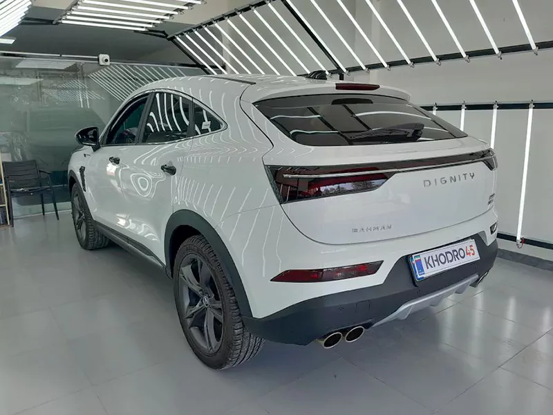 نمای عقب دیگنیتی پرستیژ