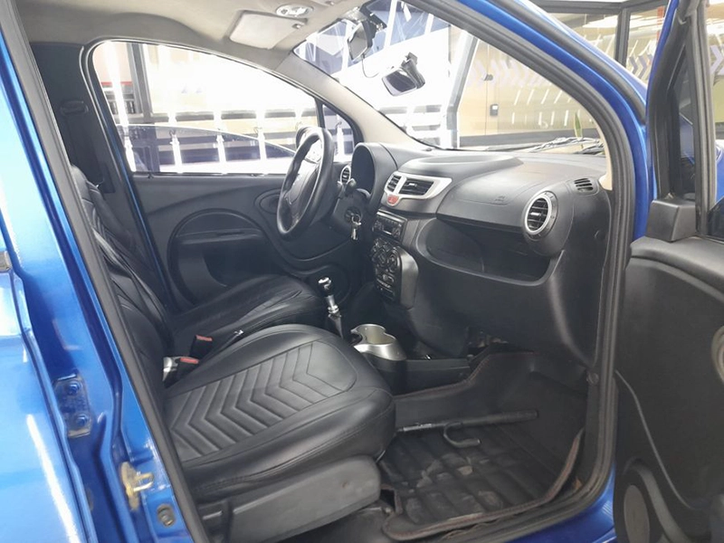 صندلی های ام وی ام 110 صندلی های ام وی ام 110