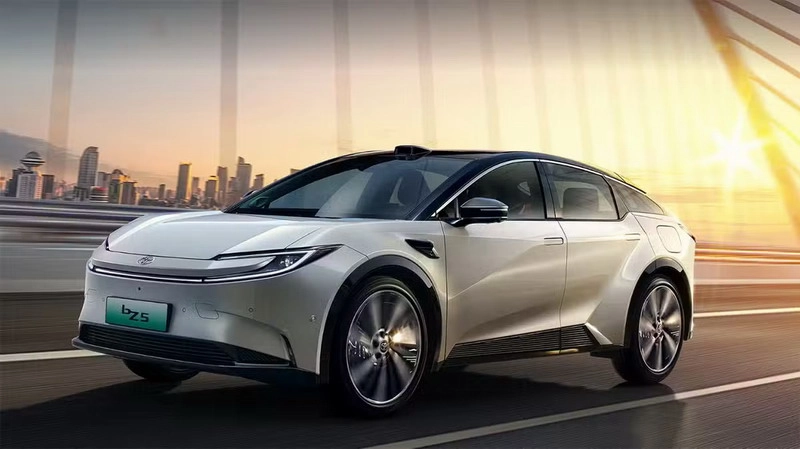 طراحی ظاهری تویوتا bZ5