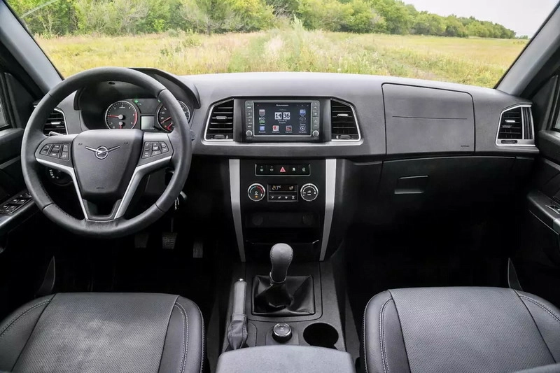 طراحی داخلی یواز پاتریوت طراحی داخلی یواز پاتریوت