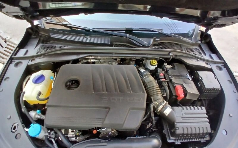 مشخصات فنی آریزو 8 مشخصات فنی آریزو 8