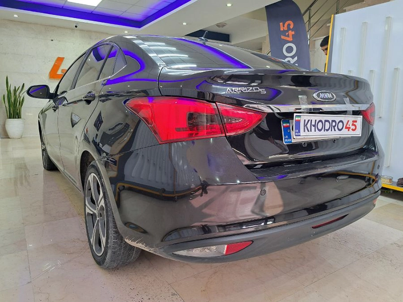 نمای عقب آریزو ۵ اکسلنت توربو نمای عقب آریزو ۵ اکسلنت توربو