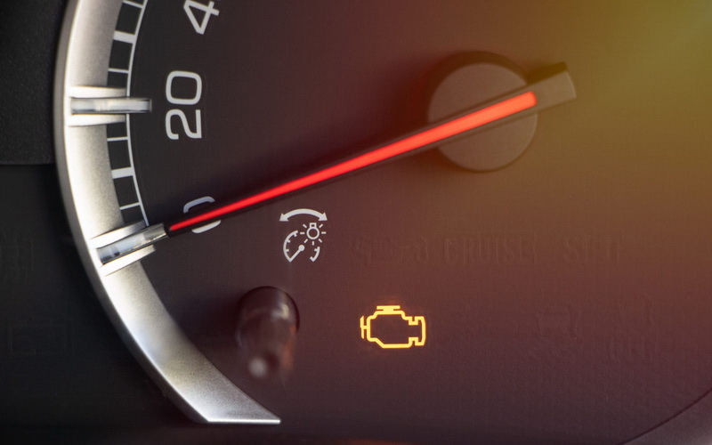 سوختن و کارنکردن شمع می تواند باعث روشن شدن چراغ چک نیز شود سوختن و کارنکردن شمع می تواند باعث روشن شدن چراغ چک نیز شود