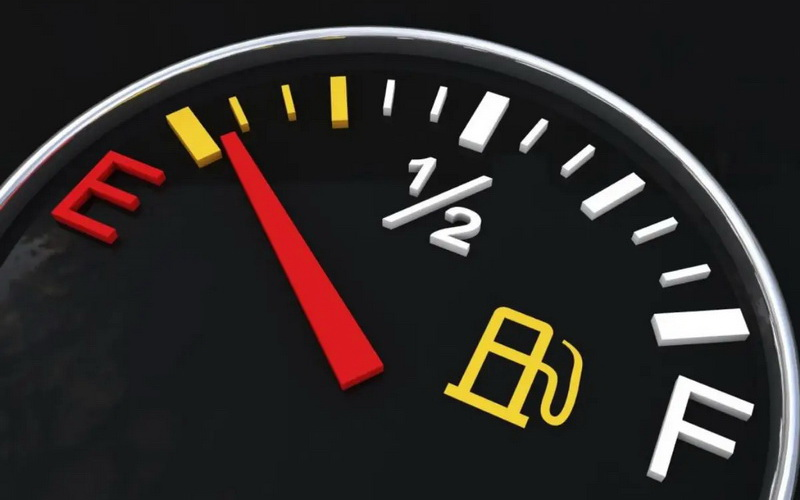 کثیفی فیلتر بنزین می تواند باعث افزایش مصرف سوخت نیز شود کثیفی فیلتر بنزین می تواند باعث افزایش مصرف سوخت نیز شود