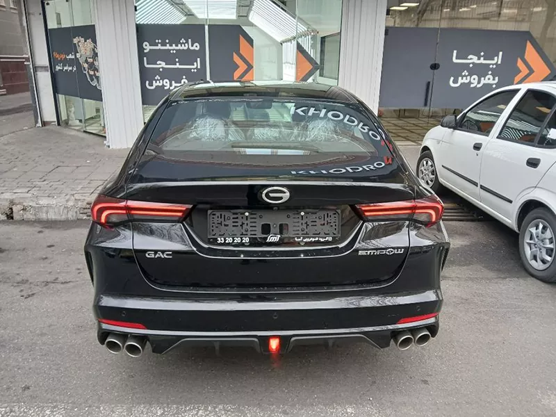 نمای عقب گک امپو مشکی نمای عقب گک امپو مشکی