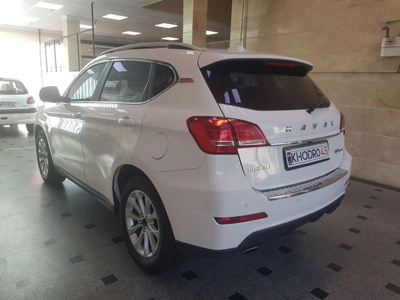 نمای عقب هاوال H2 نمای عقب هاوال H2