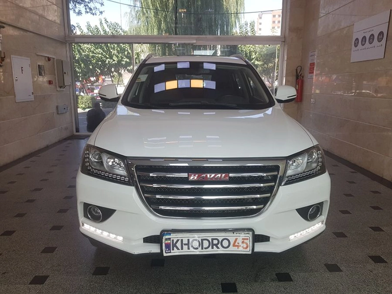 نمای روبهروی هاوال H2 نمای روبهروی هاوال H2