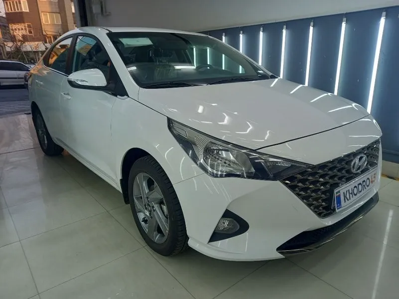 نمای جانبی هیوندای اکسنت ۲۰۲۳ نمای جانبی هیوندای اکسنت ۲۰۲۳