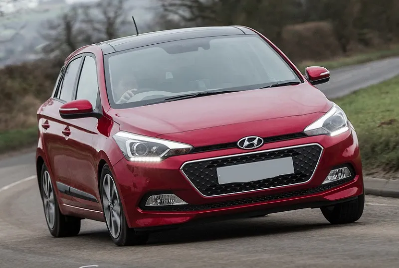 هیوندای i20 قرمز هیوندای i20 قرمز