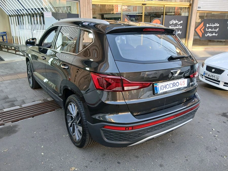 نمای عقب جتا VS5 نمای عقب جتا VS5