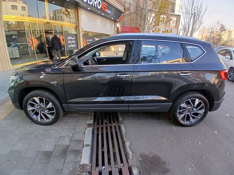 نمای جانبی جتا VS5 نمای جانبی جتا VS5