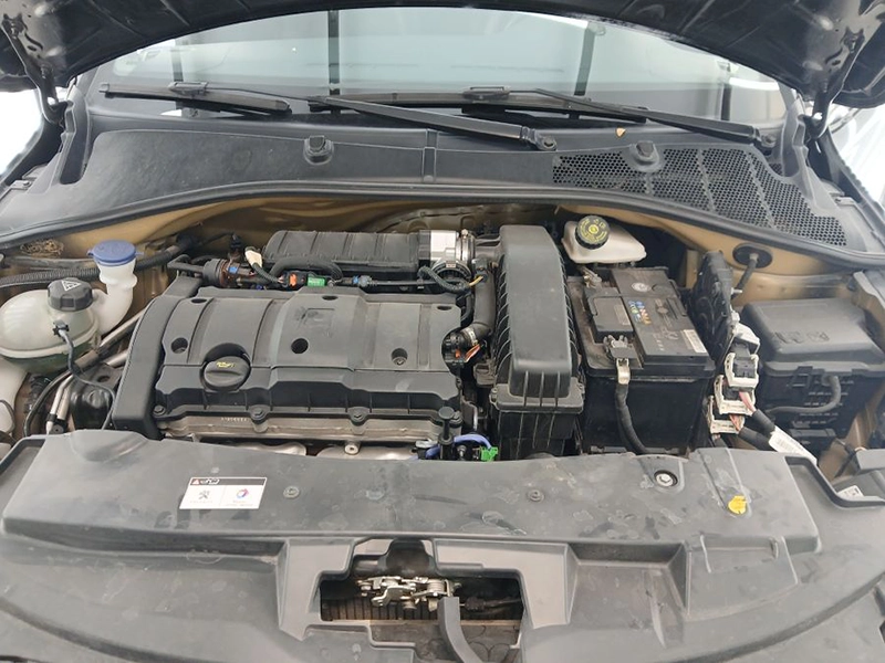 مشخصات فنی پژو ۳۰۱