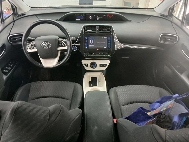 طراحی داخلی تویوتا پریوس مدل 2017 طراحی داخلی تویوتا پریوس مدل 2017