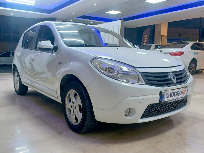 طراحی رنو ساندرو