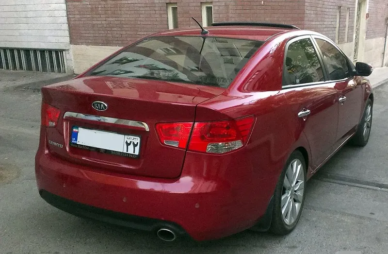 کیا سراتو سایپا قرمز کیا سراتو سایپا قرمز