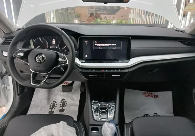 طراحی داخلی اشکودا اکتاویا پرو