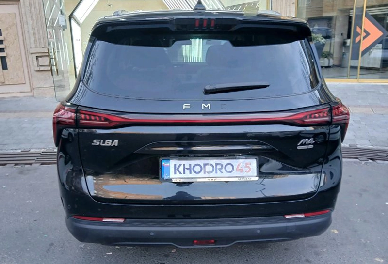 نمای عقب سوبا M4 فرداموتورز