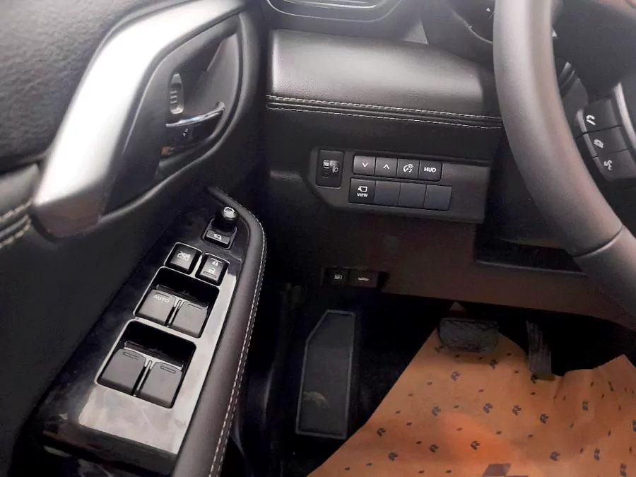 دکمه های داشبرد سوزوکی گرند ویتارا هیبرید